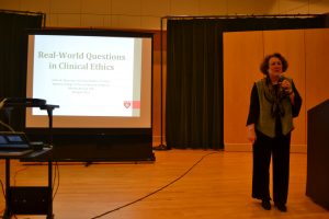 Danielle Walczak Christine Mitchell at the start of her Lecture on April 20, 2016.